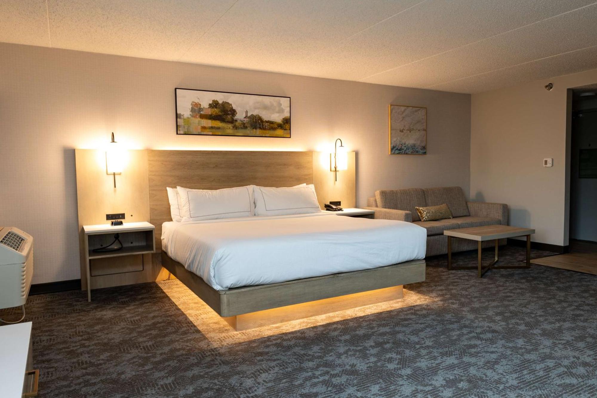 Doubletree By Hilton Austin, Mn Hotel Buitenkant foto